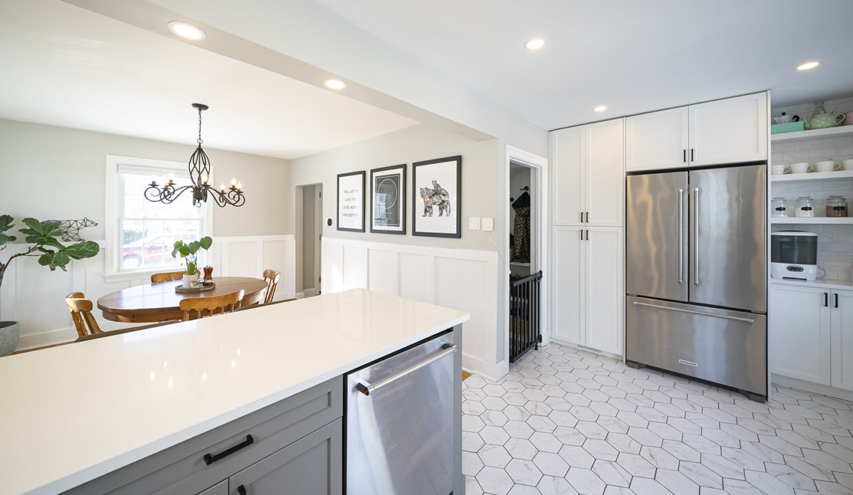 Lincoln_Ave_77_e16