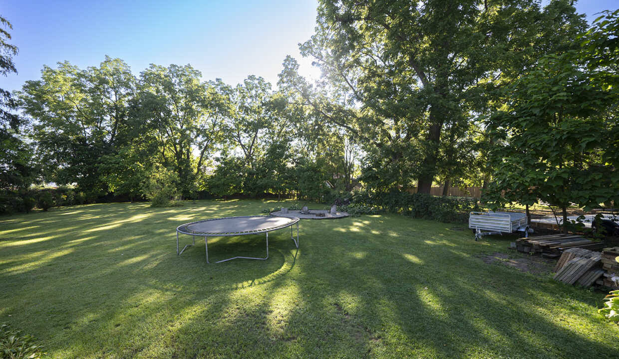 Maple_Ave_376_e10