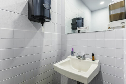 160 Charing Cross St-29