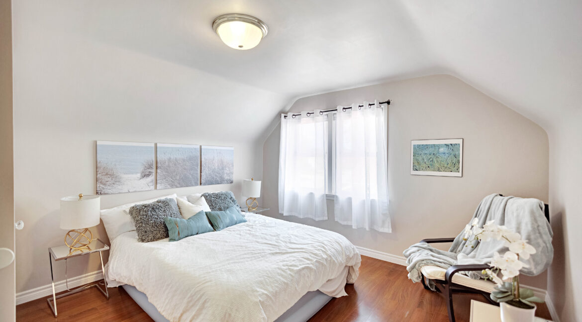 177 St George St-22
