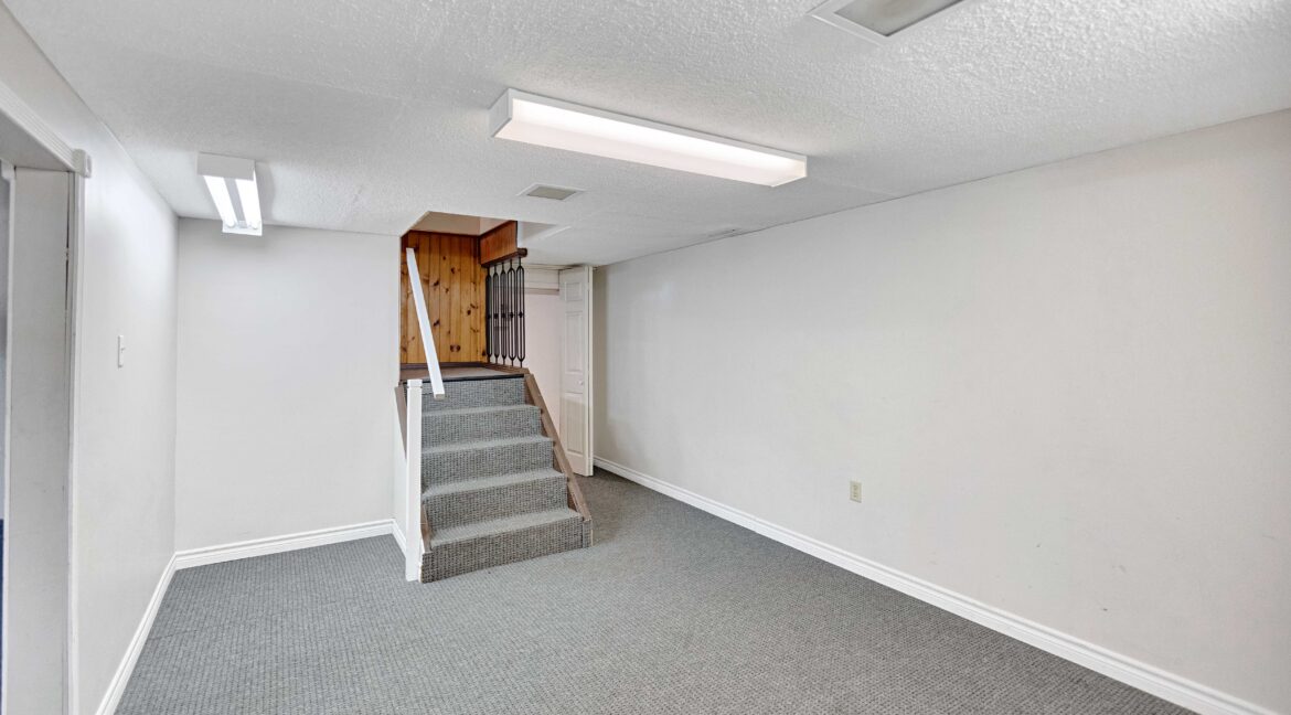 177 St George St-28