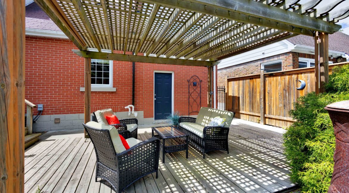177 St George St-36
