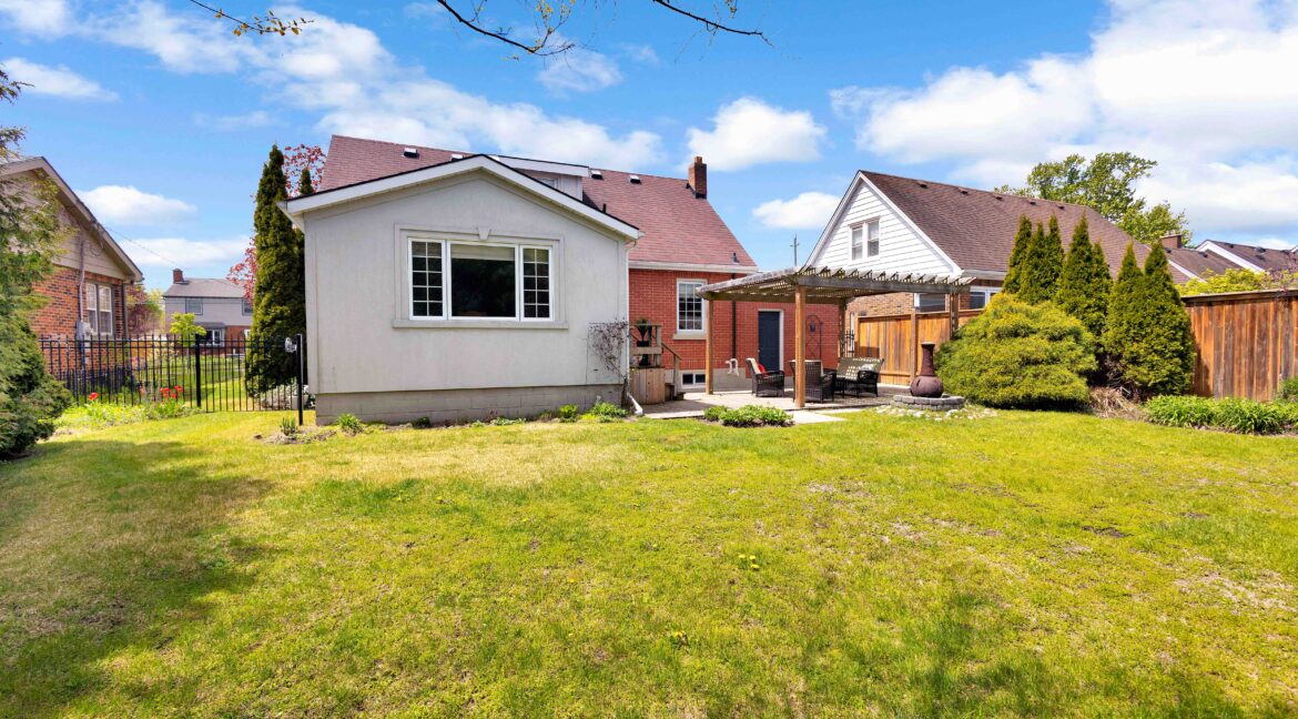 177 St George St-38