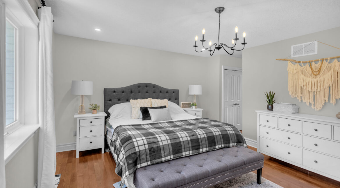 30 Farrow Rd-23