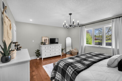 30 Farrow Rd-24