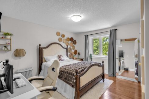 30 Farrow Rd-29