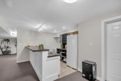 30 Farrow Rd-35