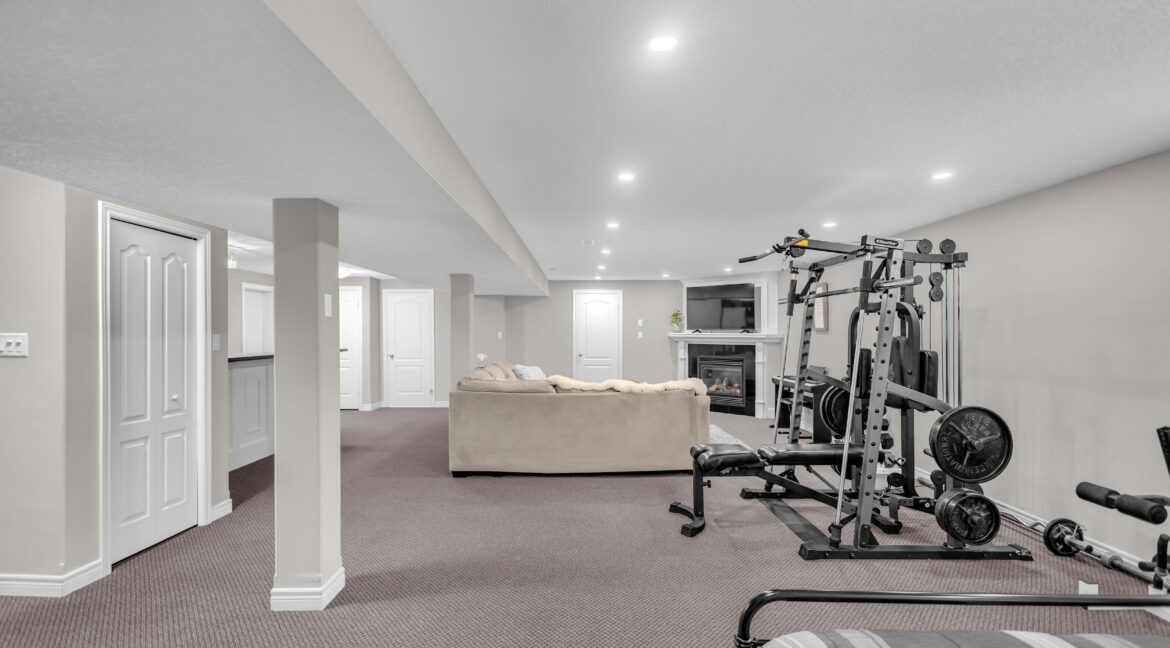 30 Farrow Rd-36