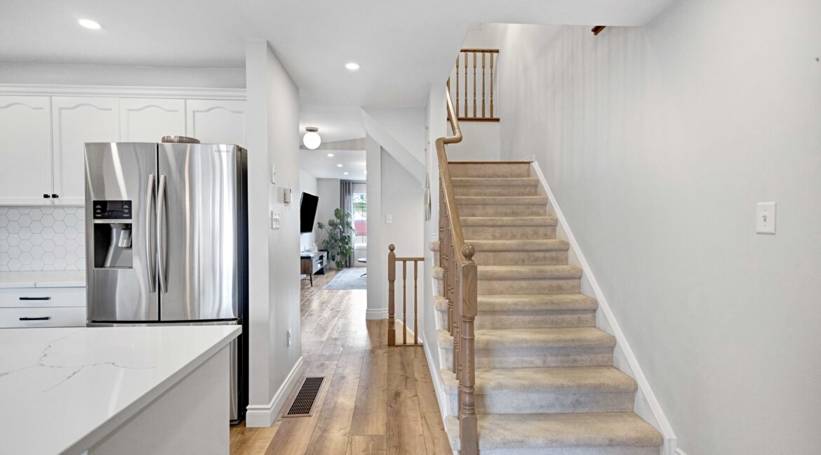 35 Gaydon Way-11