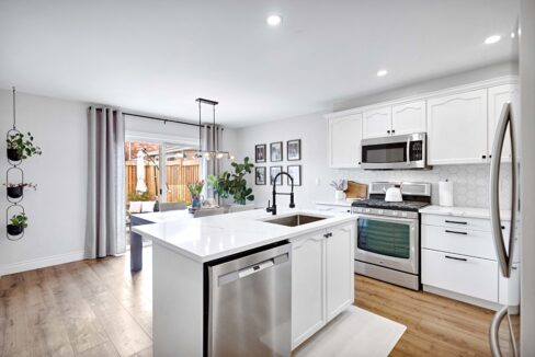 35 Gaydon Way-18