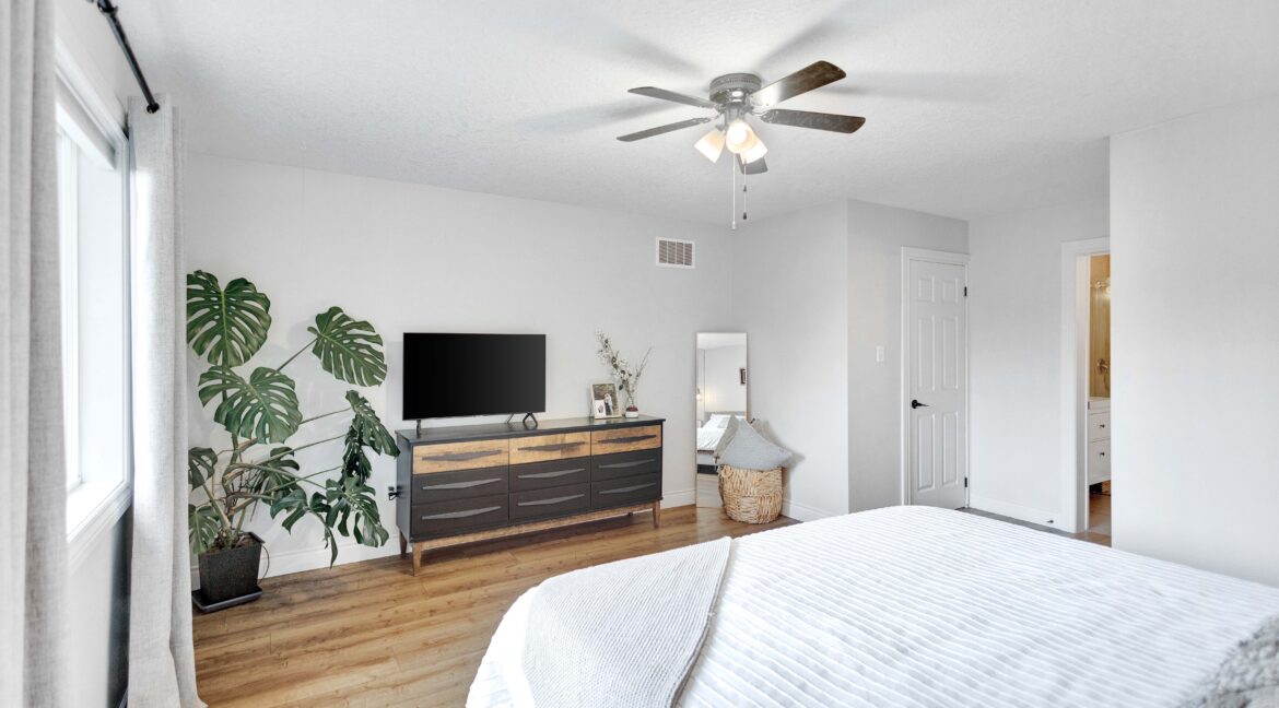 35 Gaydon Way-23