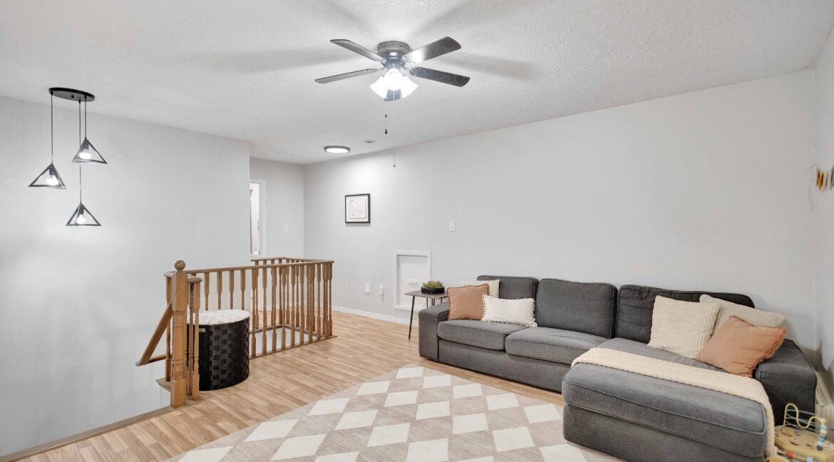 35 Gaydon Way-27
