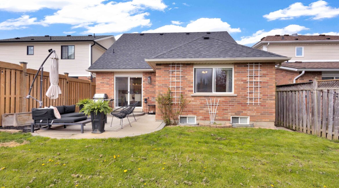 35 Gaydon Way-37