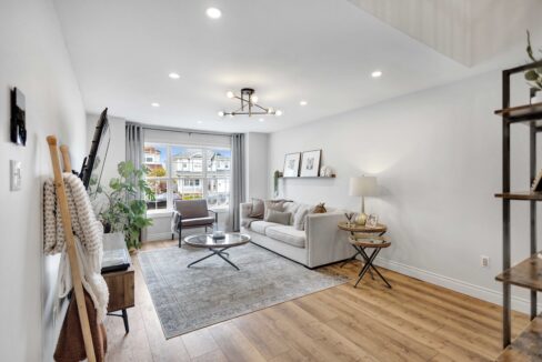 35 Gaydon Way-7