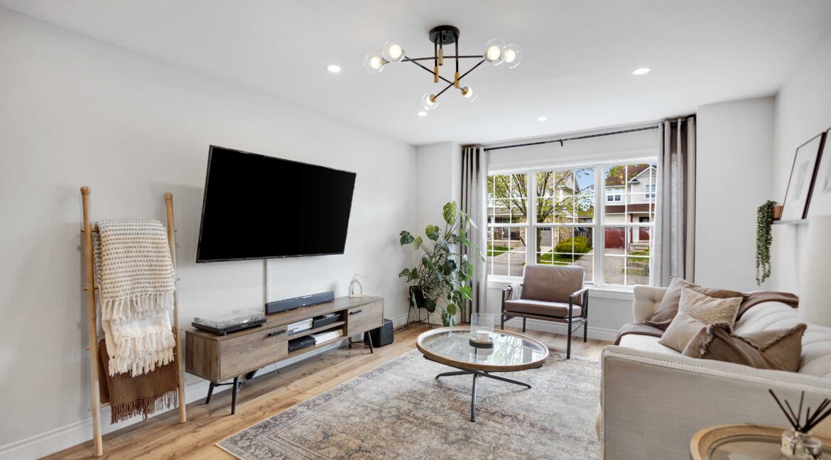 35 Gaydon Way-8