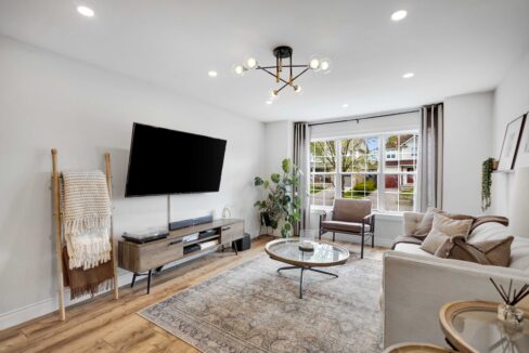 35 Gaydon Way-8