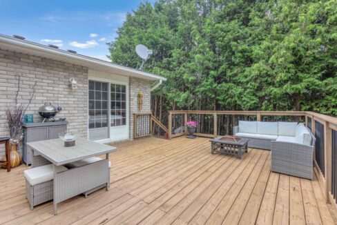 218 Mechanic St W-34