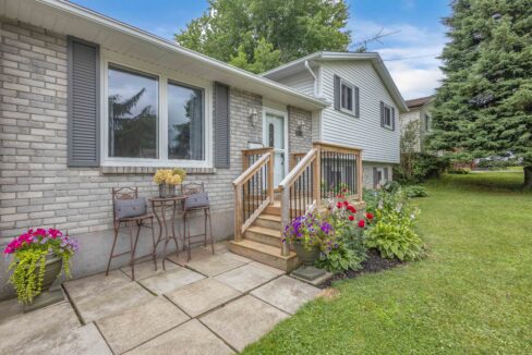218 Mechanic St W-4