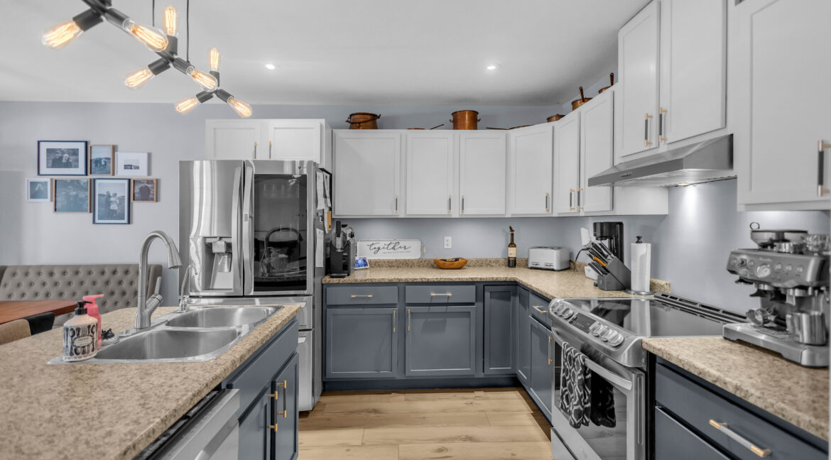 5A Grand River Ave-14