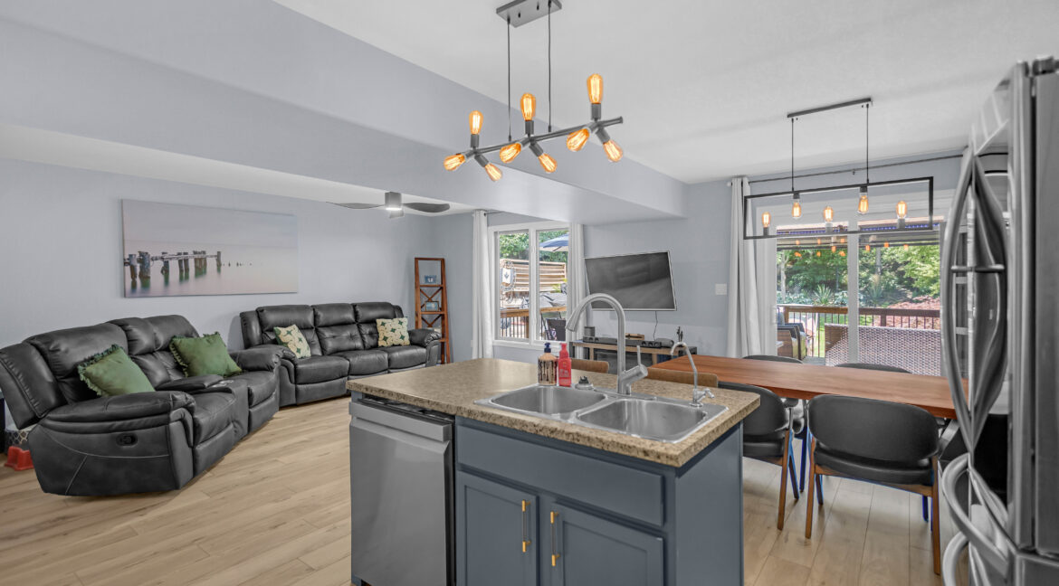 5A Grand River Ave-16