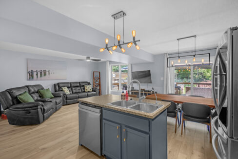 5A Grand River Ave-16