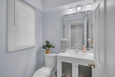 5A Grand River Ave-17