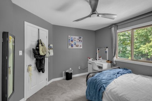 5A Grand River Ave-23