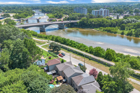 5A Grand River Ave-34