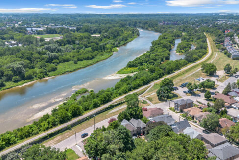 5A Grand River Ave-37