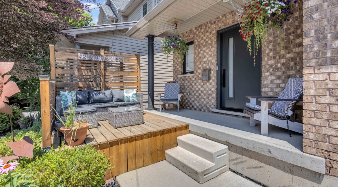 5A Grand River Ave-5