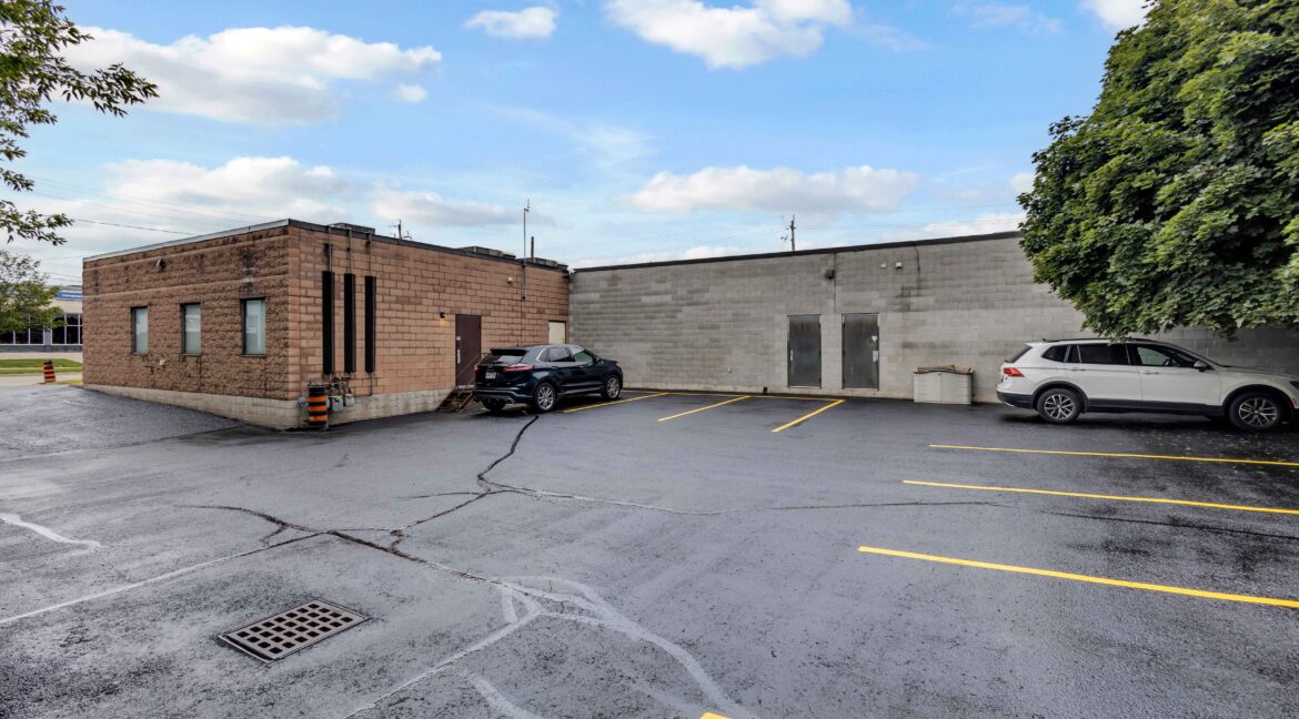 247 King George Rd-14