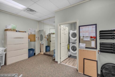 247 King George Rd-18