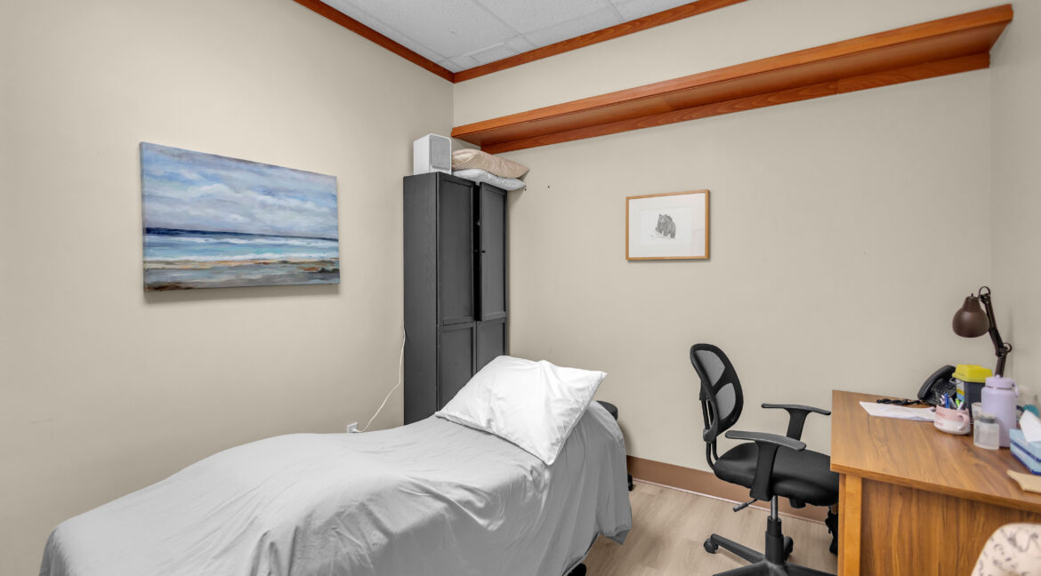 247 King George Rd-26