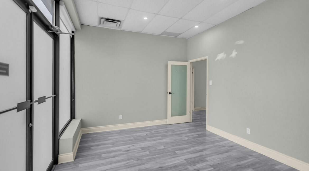 247 King George Rd-35