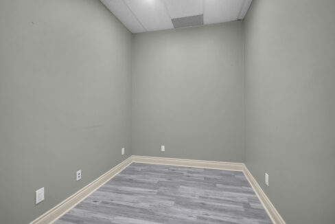 247 King George Rd-43