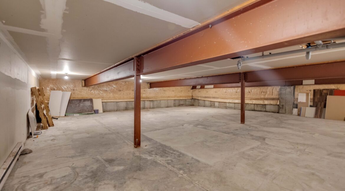 247 King George Rd-47