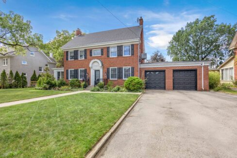 11 Hawarden Ave-3