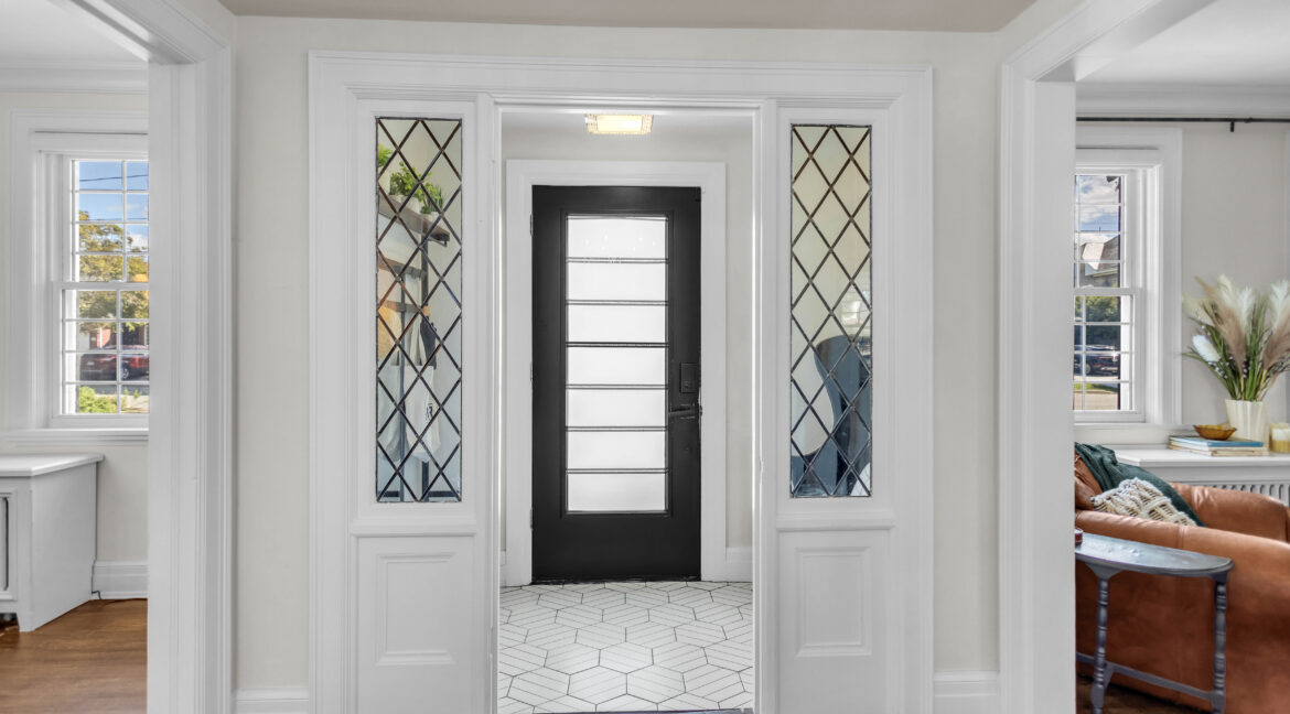 11 Hawarden Ave-4