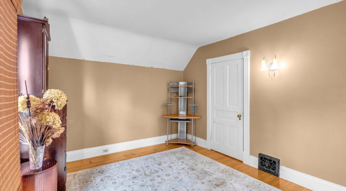 113 Sydenham St-31
